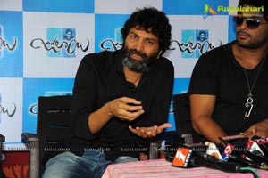 Trivikram Srinivas Julayi Press Meet Photos