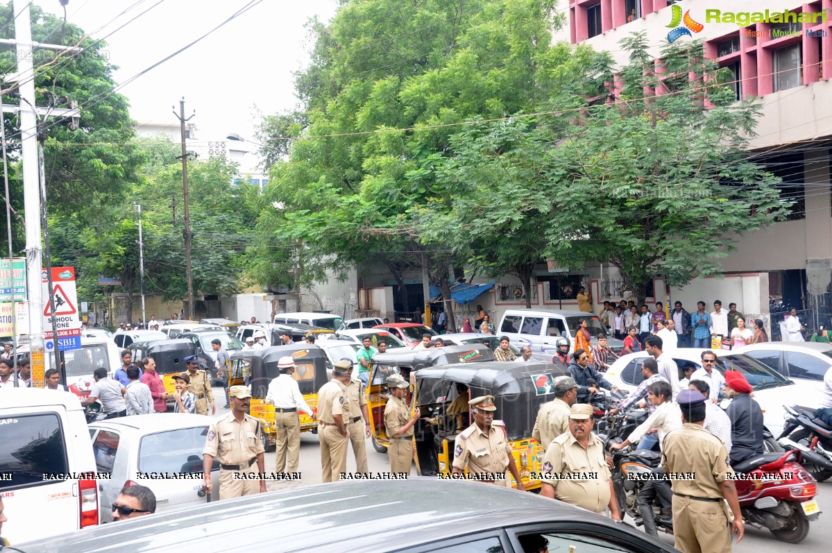 Katrina Kaif visits Gitanjali Jewels, Hyderabad