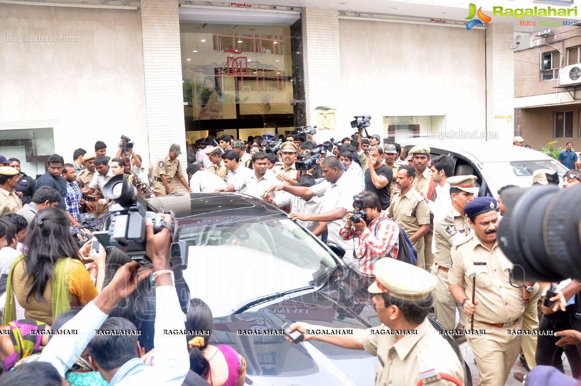 Katrina Kaif visits Gitanjali Jewels, Hyderabad