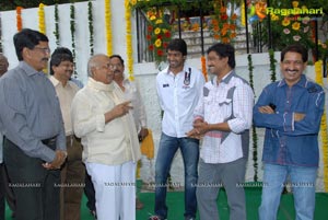 Allari Naresh's Kevvu Keka Muhurat Photos