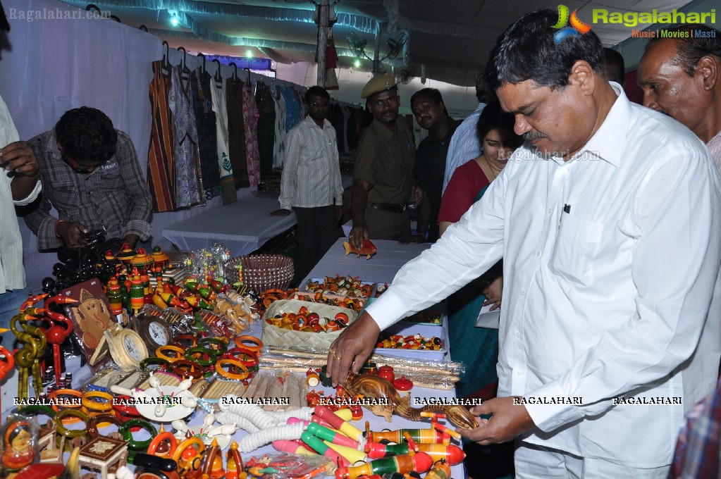 Lepakshi Handicrafts and Handlooms Exhibition