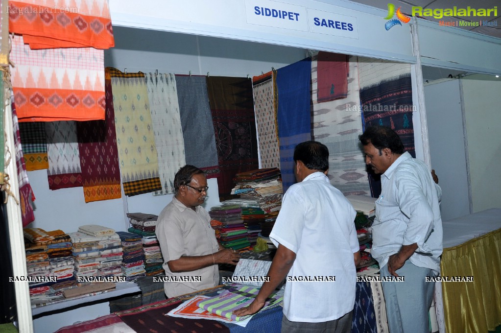 Lepakshi Handicrafts and Handlooms Exhibition