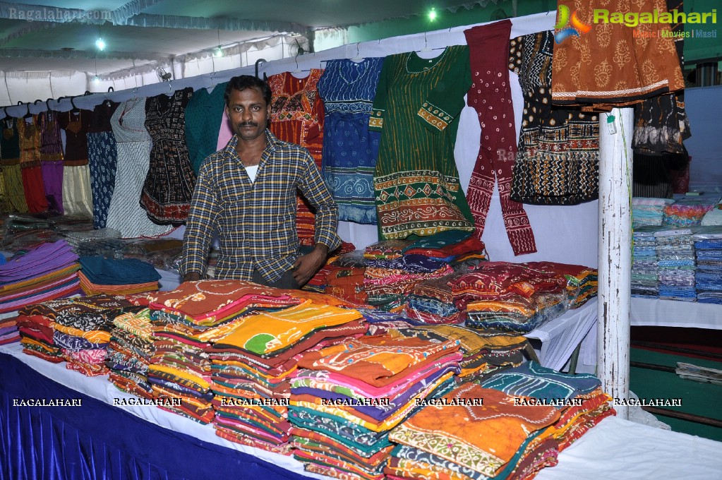 Lepakshi Handicrafts and Handlooms Exhibition