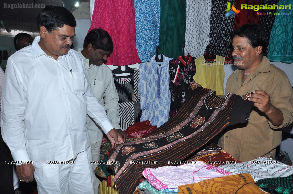 Lepakshi Handicrafts and Handlooms Exhibition