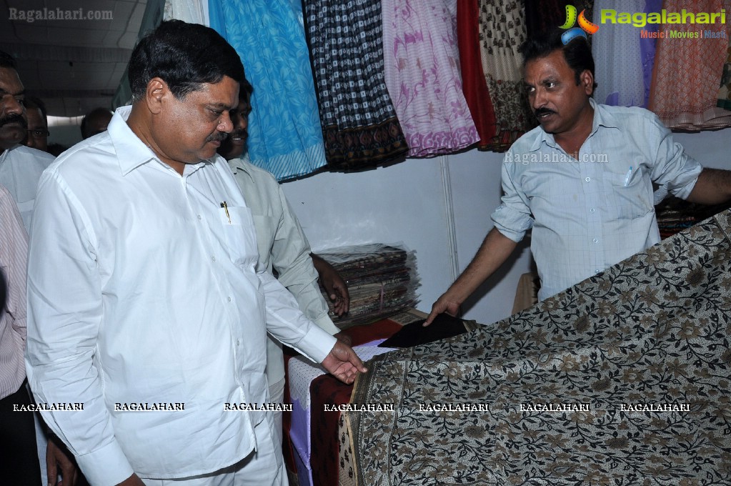 Lepakshi Handicrafts and Handlooms Exhibition