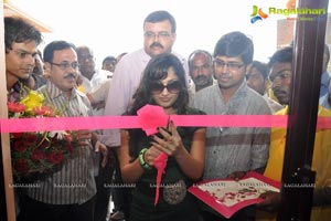 Madhavilatha inaugurated Sleepwell Store in Adilabad