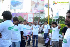 Niti Taylor, Tanish Mem Vayasuku Vacham Promotion Rally Photos