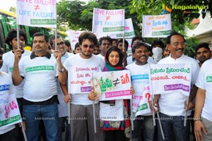 Niti Taylor, Tanish Mem Vayasuku Vacham Promotion Rally Photos