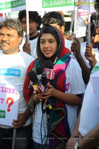 Niti Taylor, Tanish Mem Vayasuku Vacham Promotion Rally Photos