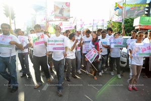 Niti Taylor, Tanish Mem Vayasuku Vacham Promotion Rally Photos