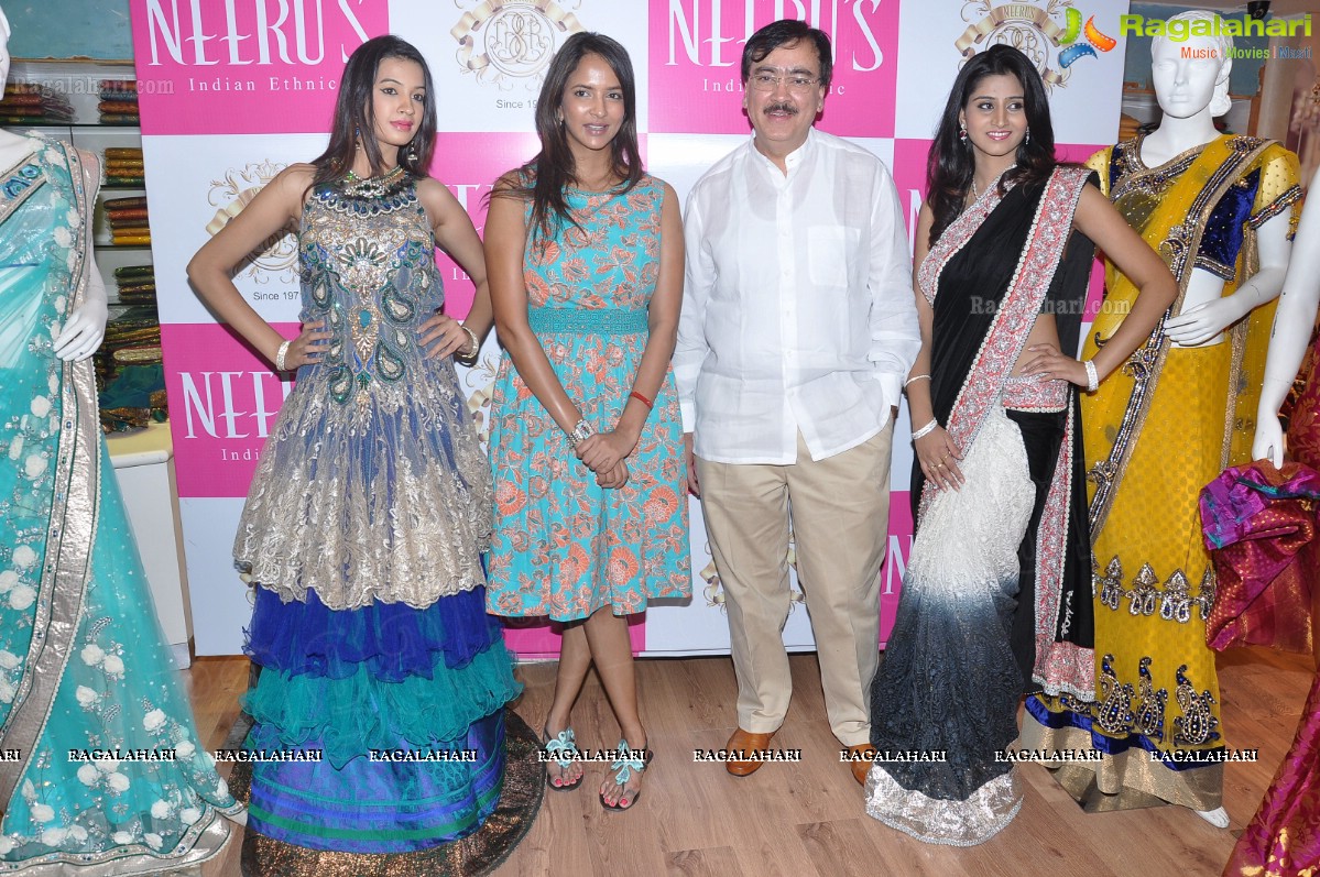 Neeru's Elite 6th Anniversary Celebrations