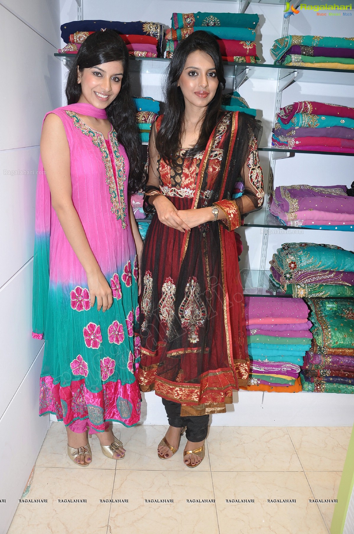 Paree Suits and Sarees Curtain Raiser