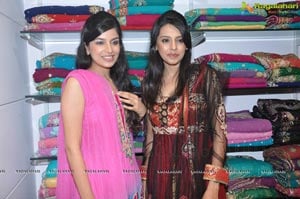 Annie and Kushboo at Paree Suits and Sarees Curtain Raiser Photos