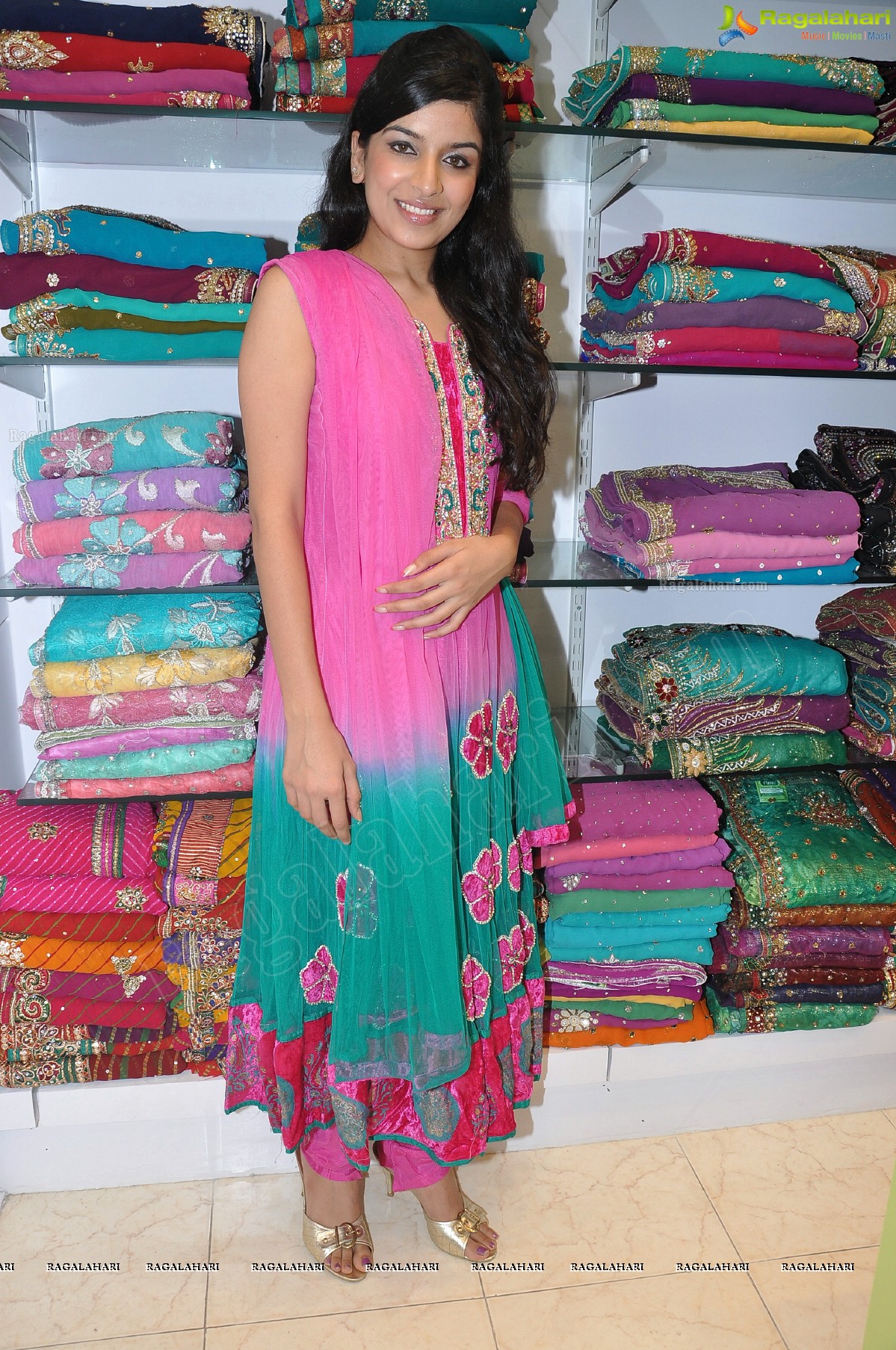 Paree Suits and Sarees Curtain Raiser