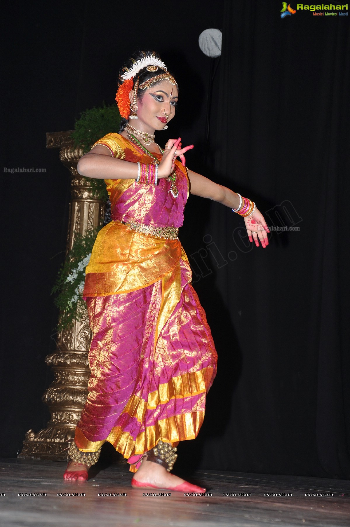 Kuchipudi Dance Perfomance by Sanjukta Koppolu