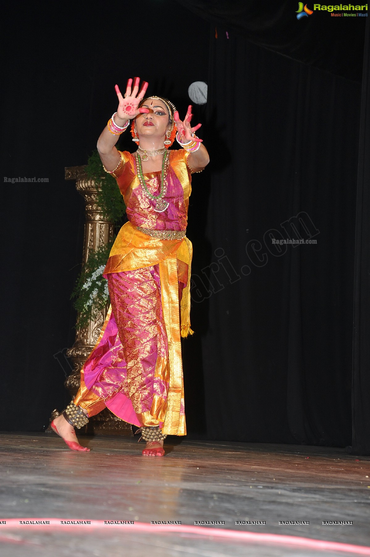 Kuchipudi Dance Perfomance by Sanjukta Koppolu