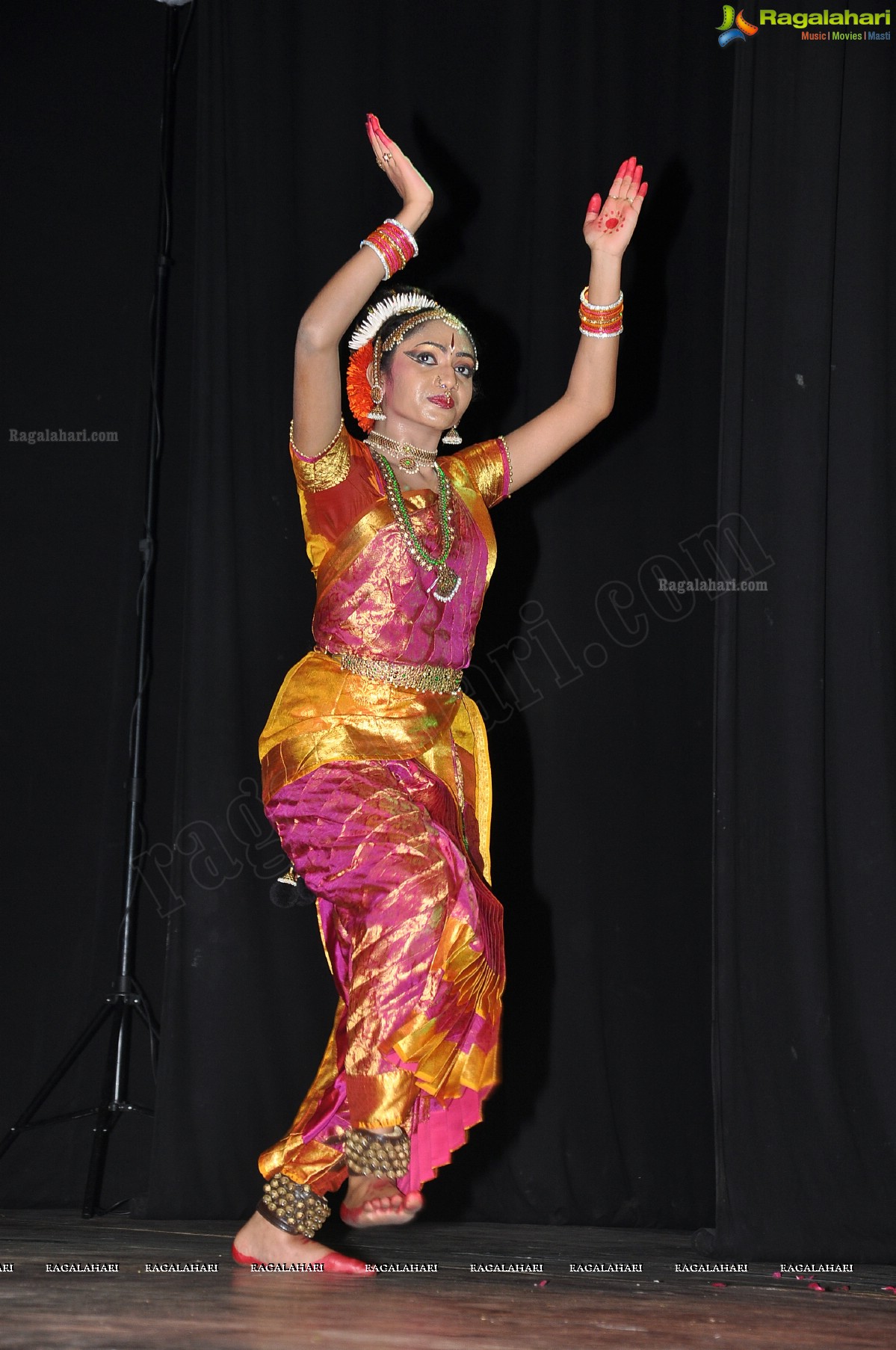 Kuchipudi Dance Perfomance by Sanjukta Koppolu