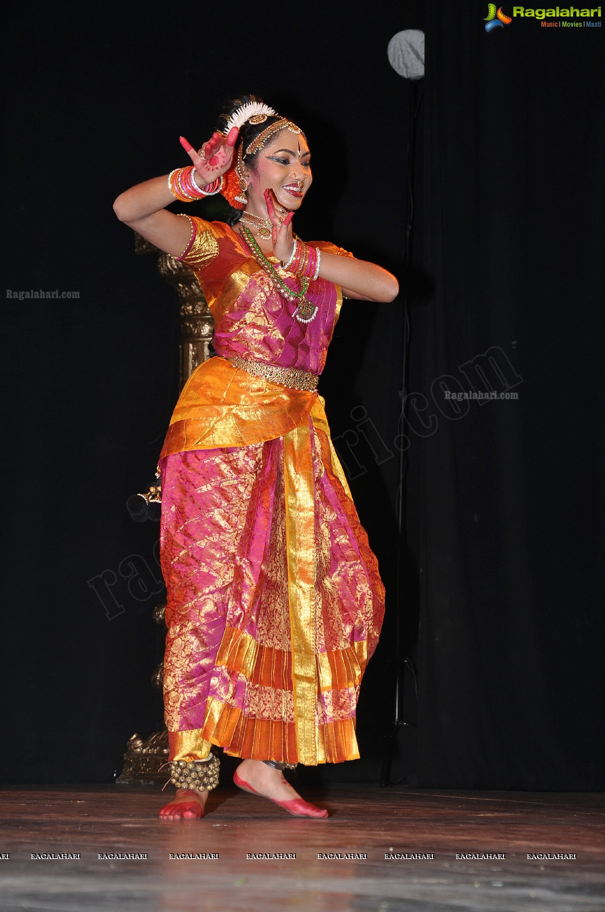 Kuchipudi Dance Perfomance by Sanjukta Koppolu