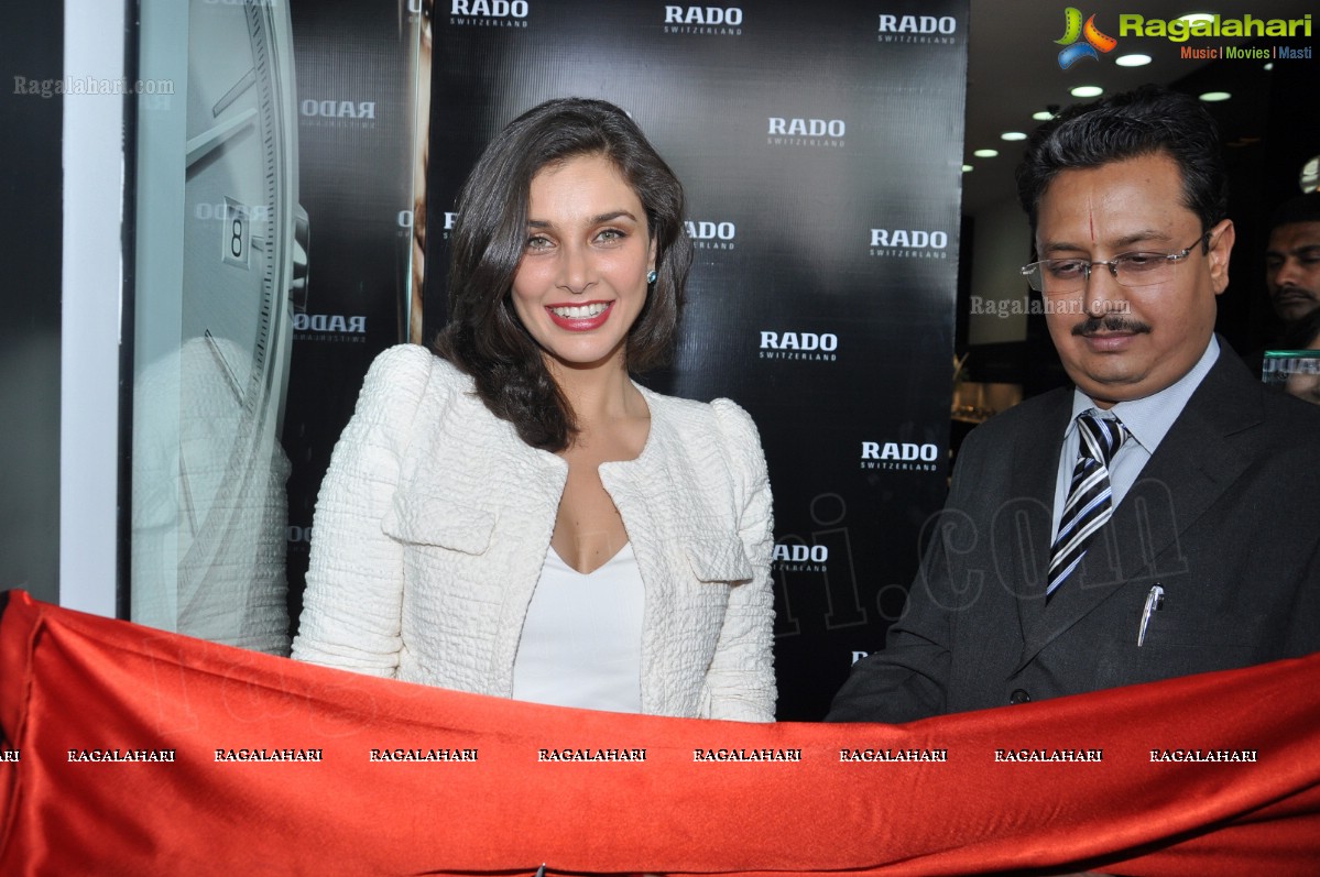 Lisa Ray launches Rado Jubilee Hills Store