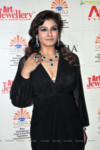 Raveena Tandon launches 8th HIGJE, Hyderabad