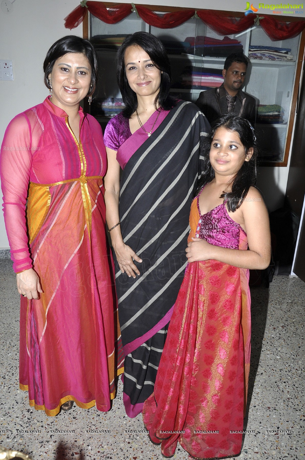 Amala launches Ravita Mayor's Fashion Studio