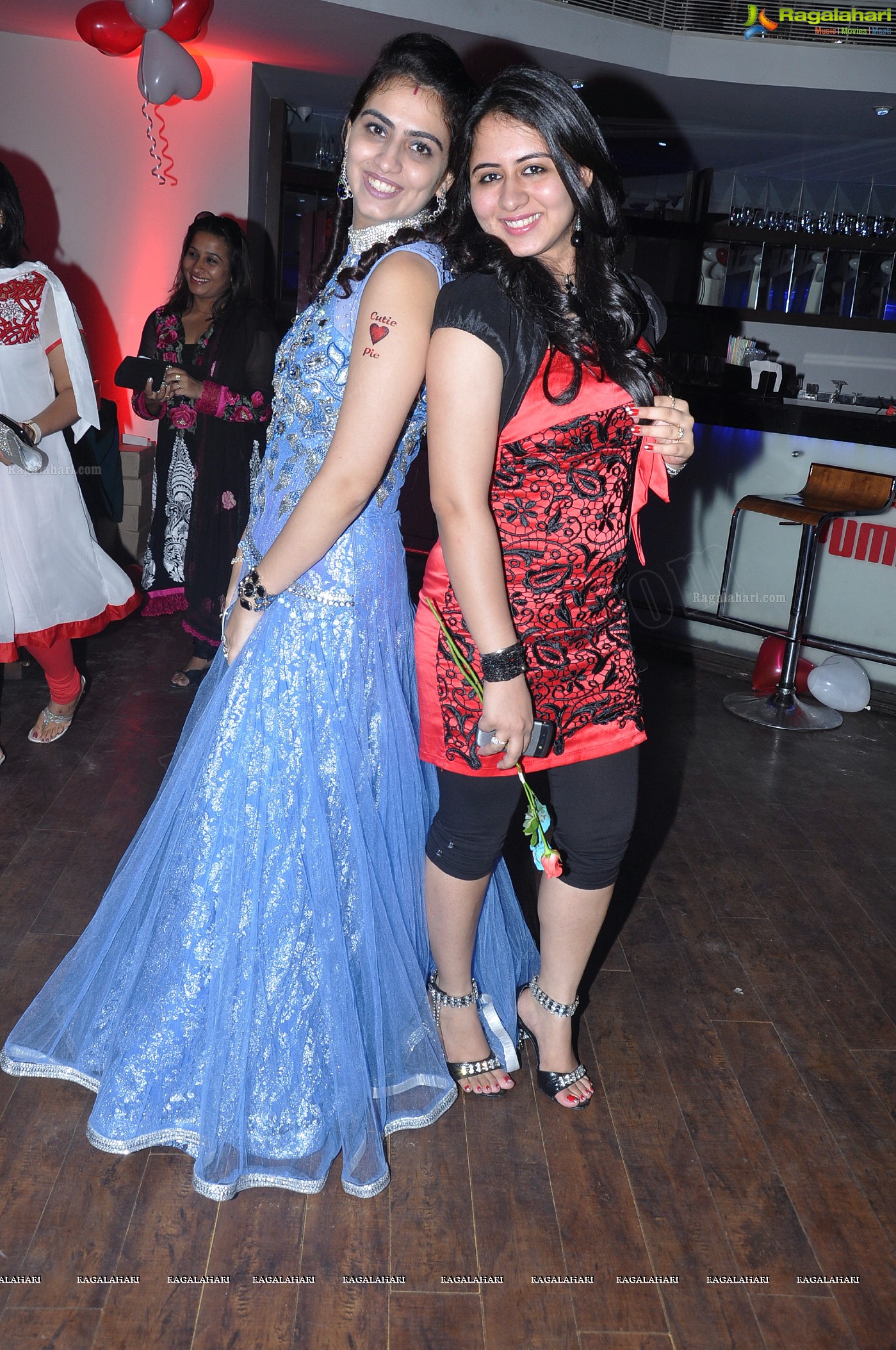 Shipra Gandhi Birthday Bash at Rain Pub