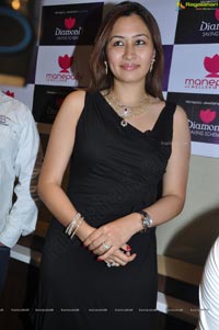 Jwala Gutta at Manepally Jewellers Hyderabad for Sravanam Collection Launch