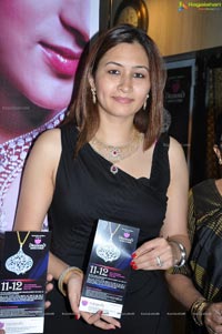 Jwala Gutta at Manepally Jewellers Hyderabad for Sravanam Collection Launch