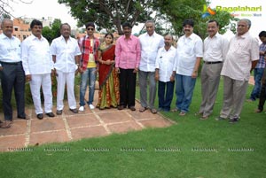 Tanusha Film Muhurat