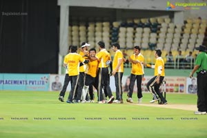 Tollywood Stars Association July 2012 Cricket Match Vizag Photos