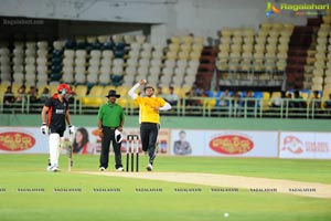 Tollywood Stars Association July 2012 Cricket Match Vizag Photos