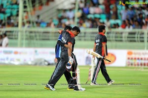 Tollywood Stars Association July 2012 Cricket Match Vizag Photos