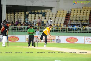 Tollywood Stars Association July 2012 Cricket Match Vizag Photos