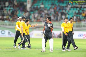 Tollywood Stars Association July 2012 Cricket Match Vizag Photos