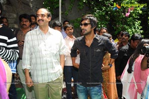 Varun Sandesh Hari Priya Film Muhurat Photos