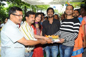 Varun Sandesh Hari Priya Film Muhurat Photos