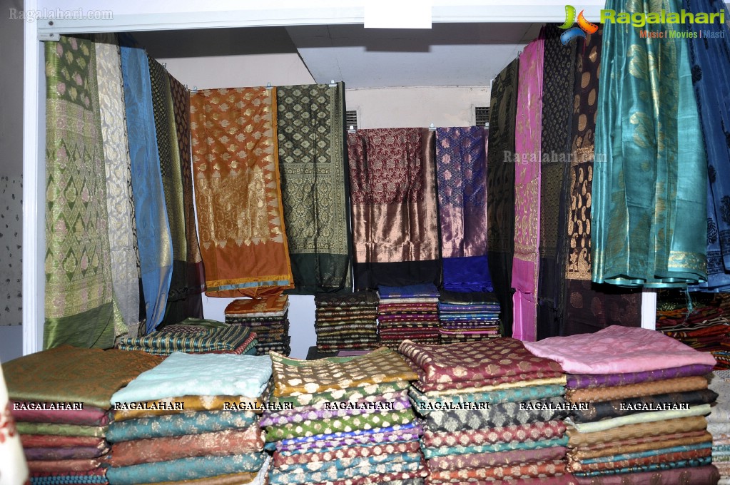 Weaves India Exhibition cum Sale