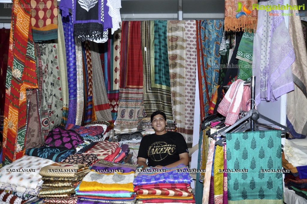 Weaves India Exhibition cum Sale