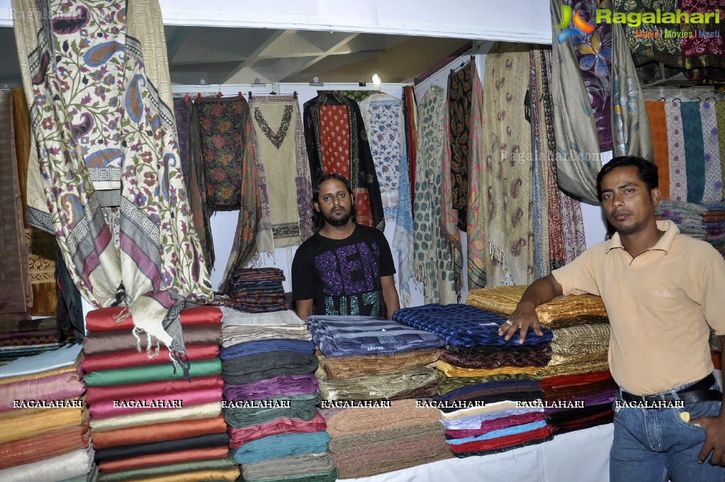 Weaves India Exhibition cum Sale