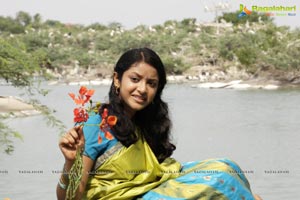 Idhi Mamulu Prema Kadha Kadhu Movie Gallery