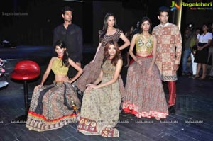 Hot Fashion Show at Kismet Pub, Hyderabad