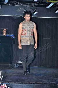 Hot Fashion Show at Kismet Pub, Hyderabad