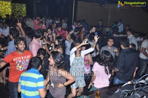 Hyderabad Kismet Pub - August 1, 2012