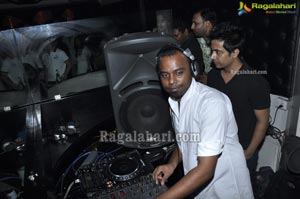 Liquids Pub Hyderabad Photos