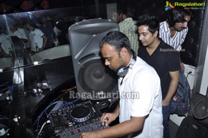 Liquids Pub Hyderabad Photos