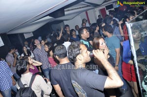 Liquids Pub Hyderabad Photos