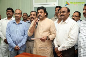 KL Narayana gives 10 Lakhs Check to Chiranjeevi