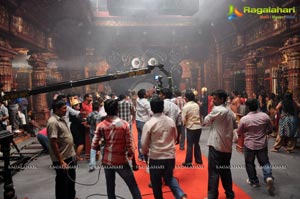 Manushulatho Jagratha Working Stills