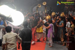 Manushulatho Jagratha Working Stills