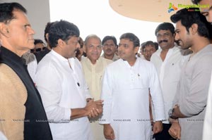 Chiranjeevi, Ram Charan meets Akhilesh Yadav